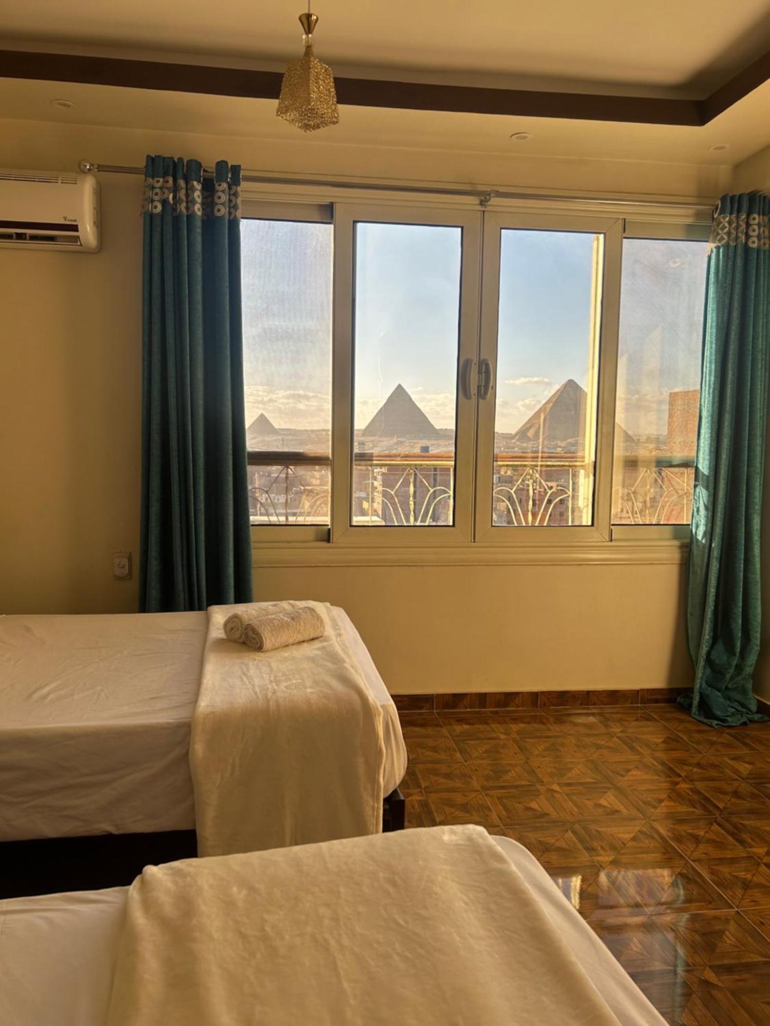 Isis Guest House Nazlet el-Sîsi Exteriör bild
