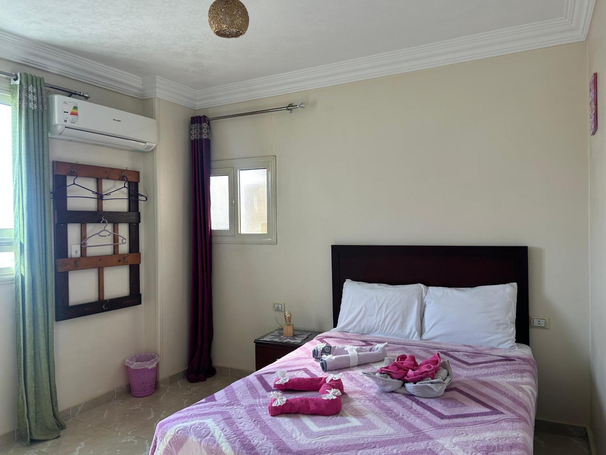 Isis Guest House Nazlet el-Sîsi Exteriör bild